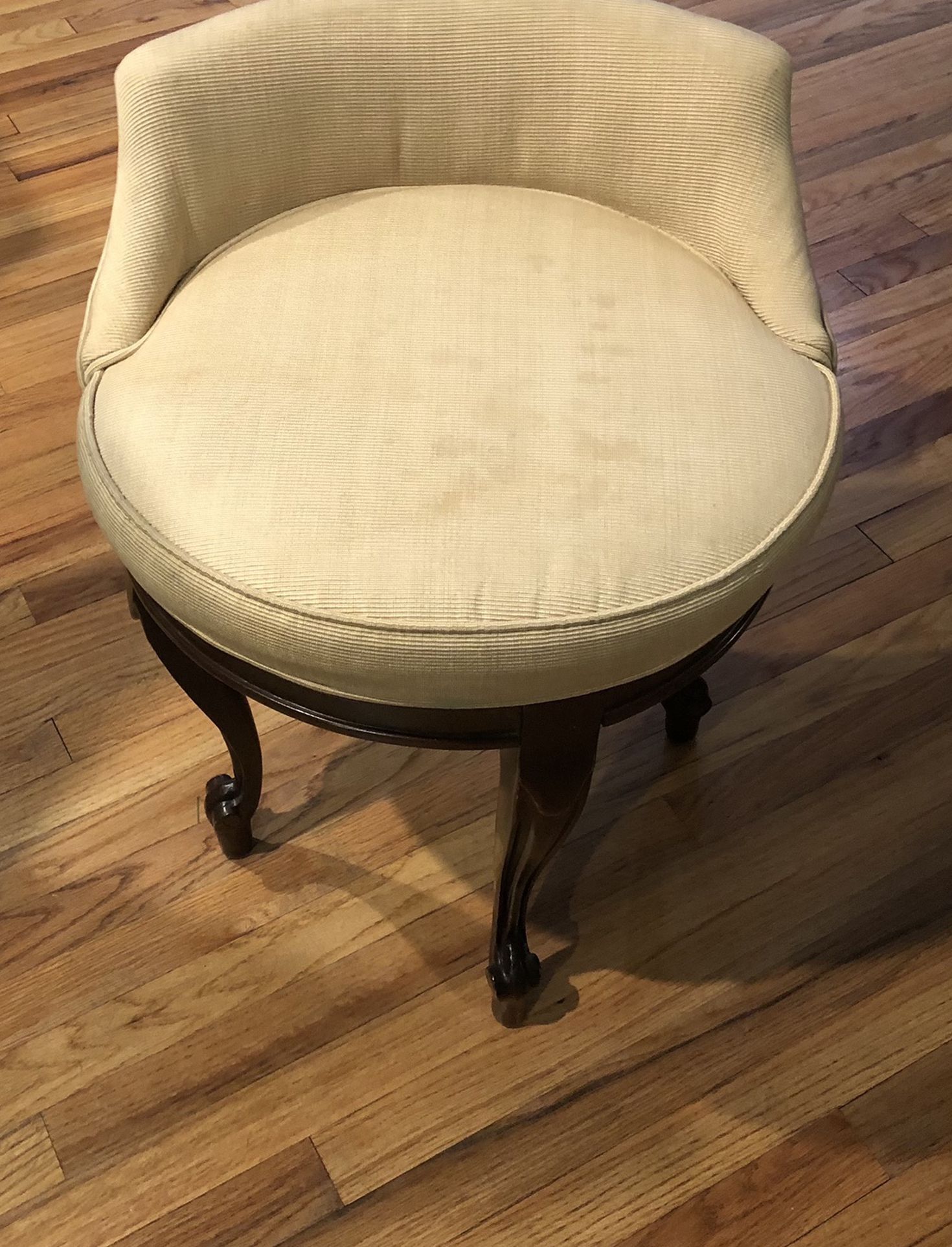 Chair Antique