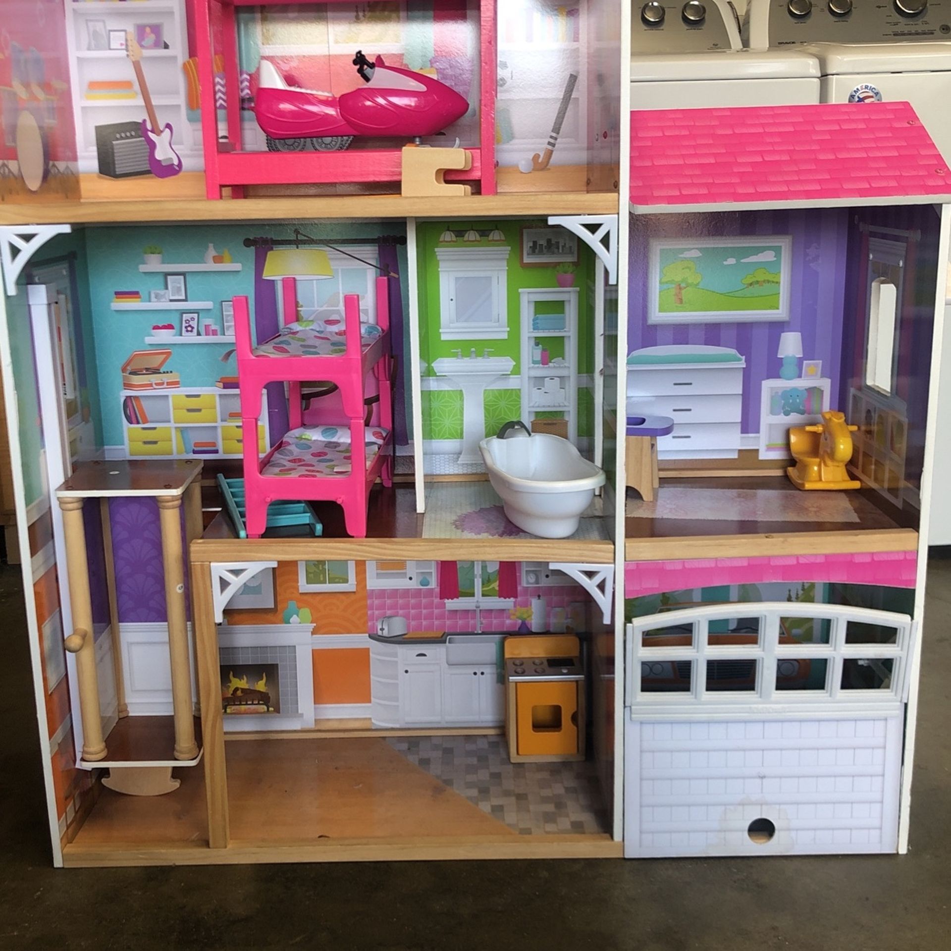 Play House/Doll House