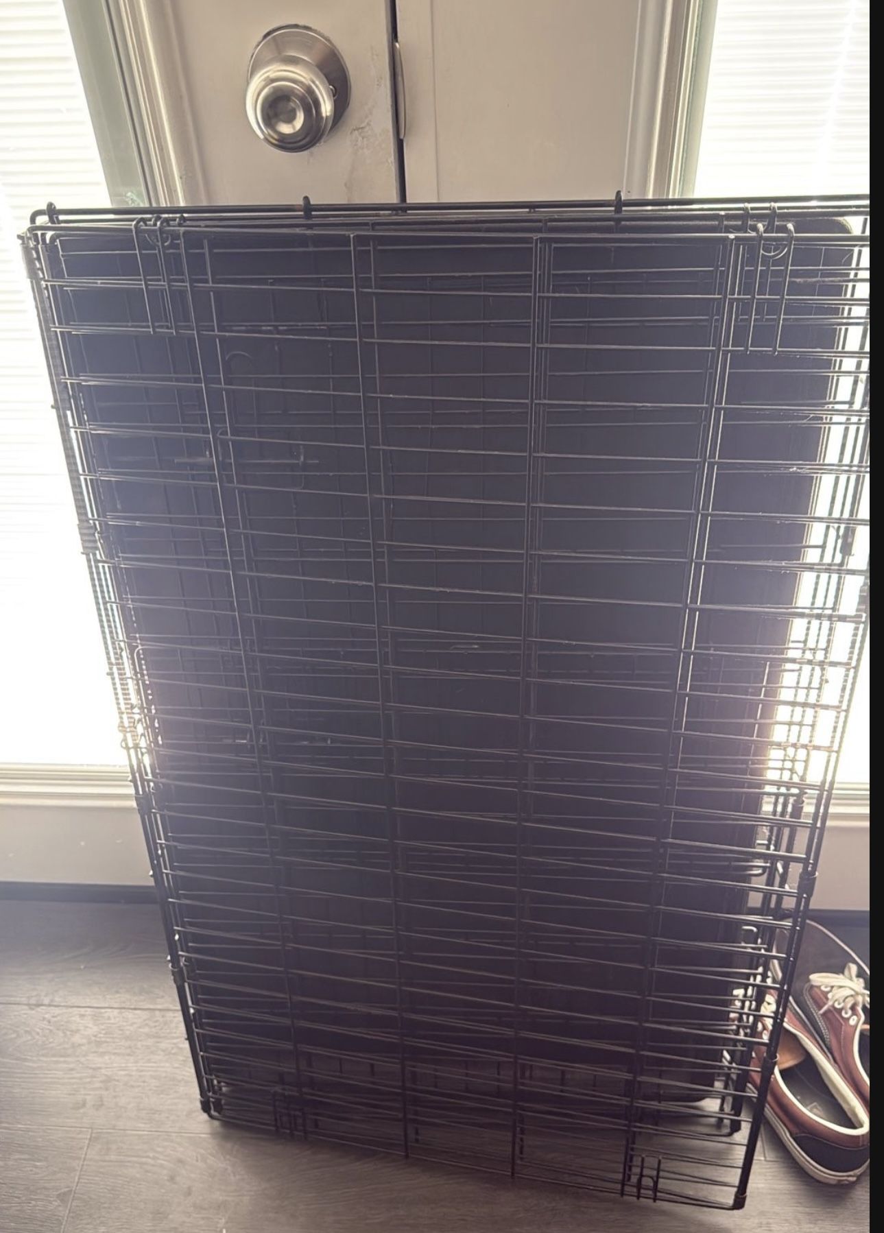 dog kennel / crate Large - Excellent UsedCond.