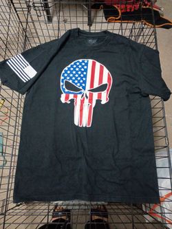 Black Punisher Skull American Flag T-Shirt