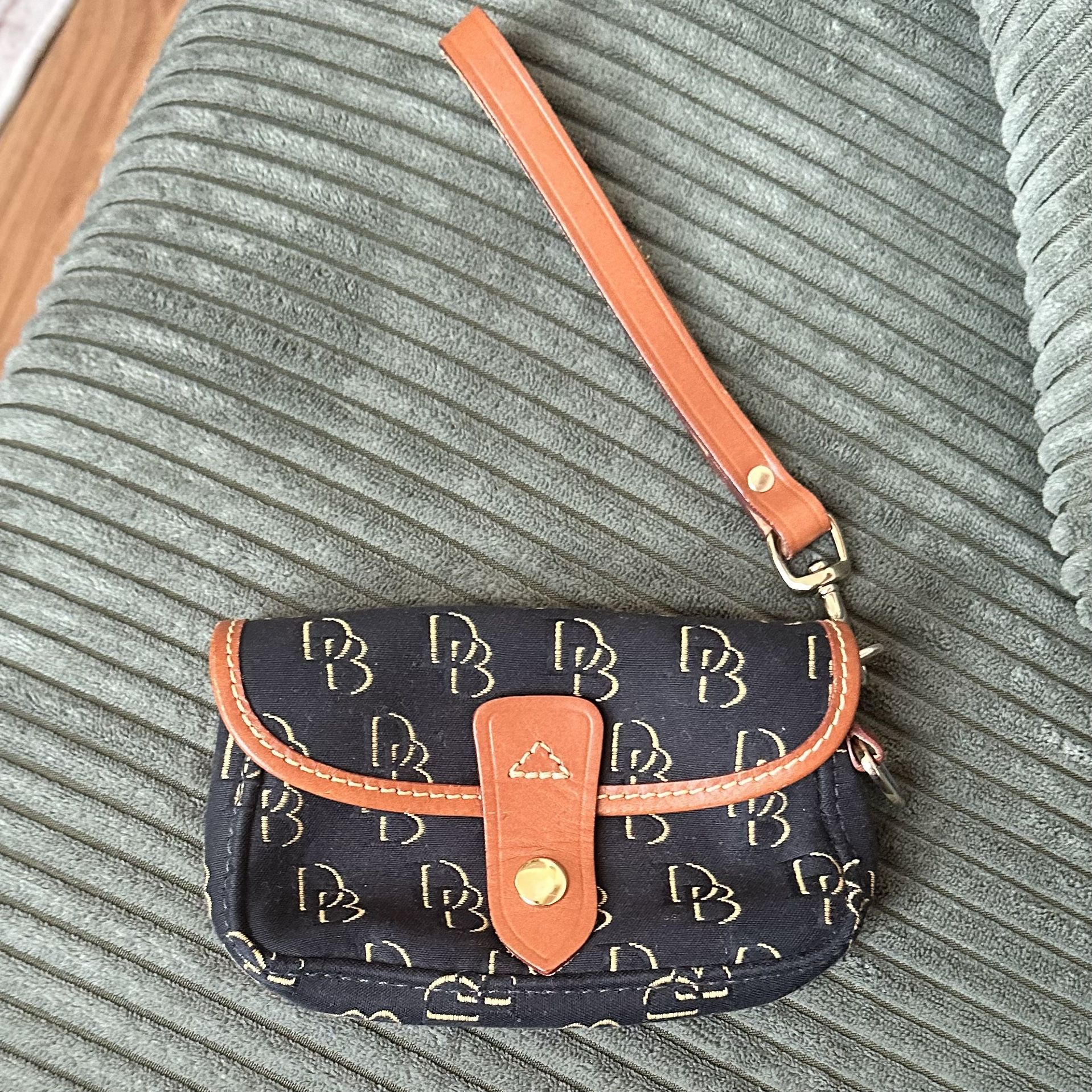 Dooney & Bourke Fabric Leather Trim Wristlet