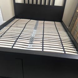 Queen Bedroom Set