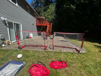 2 small soccer goals