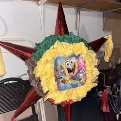 Party Spongebob hitting piñata 