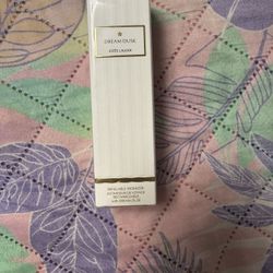 Estée Lauder- Dream Dust Perfume - Brand new in box