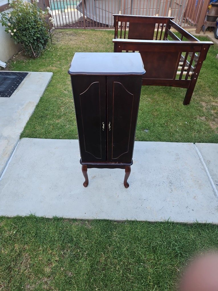 Armoire