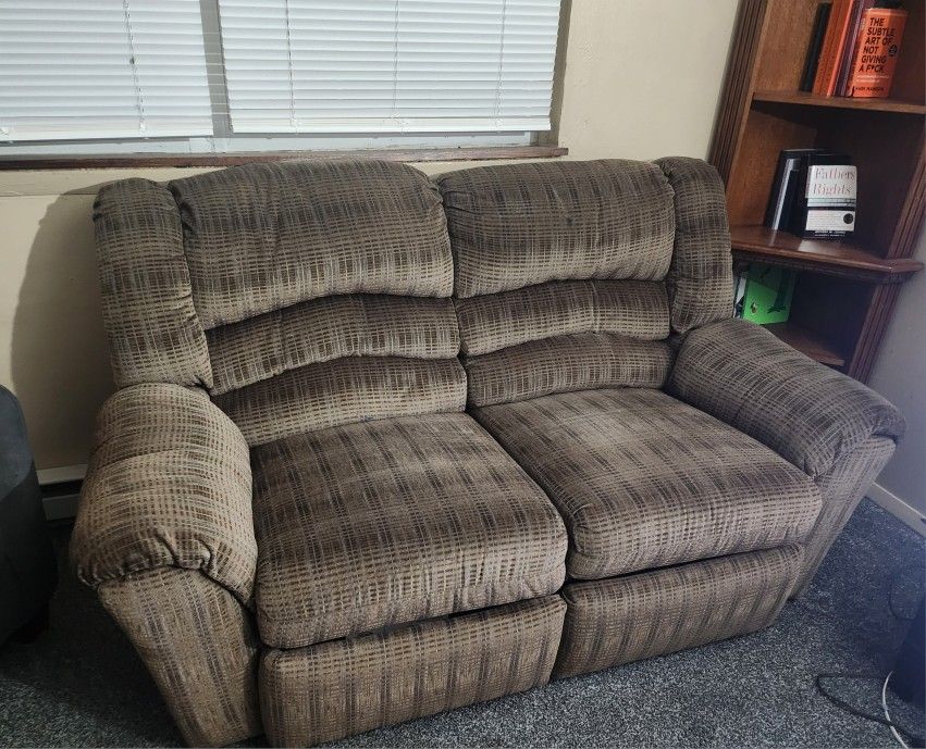 Loveseat Dual-Sided Lay-Z-Boy