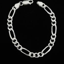 7" x 7.4mm Solid Sterling Silver Figaro Chain Bracelet, Made in Italy. MINT!