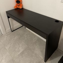 IKEA MICKE black desk