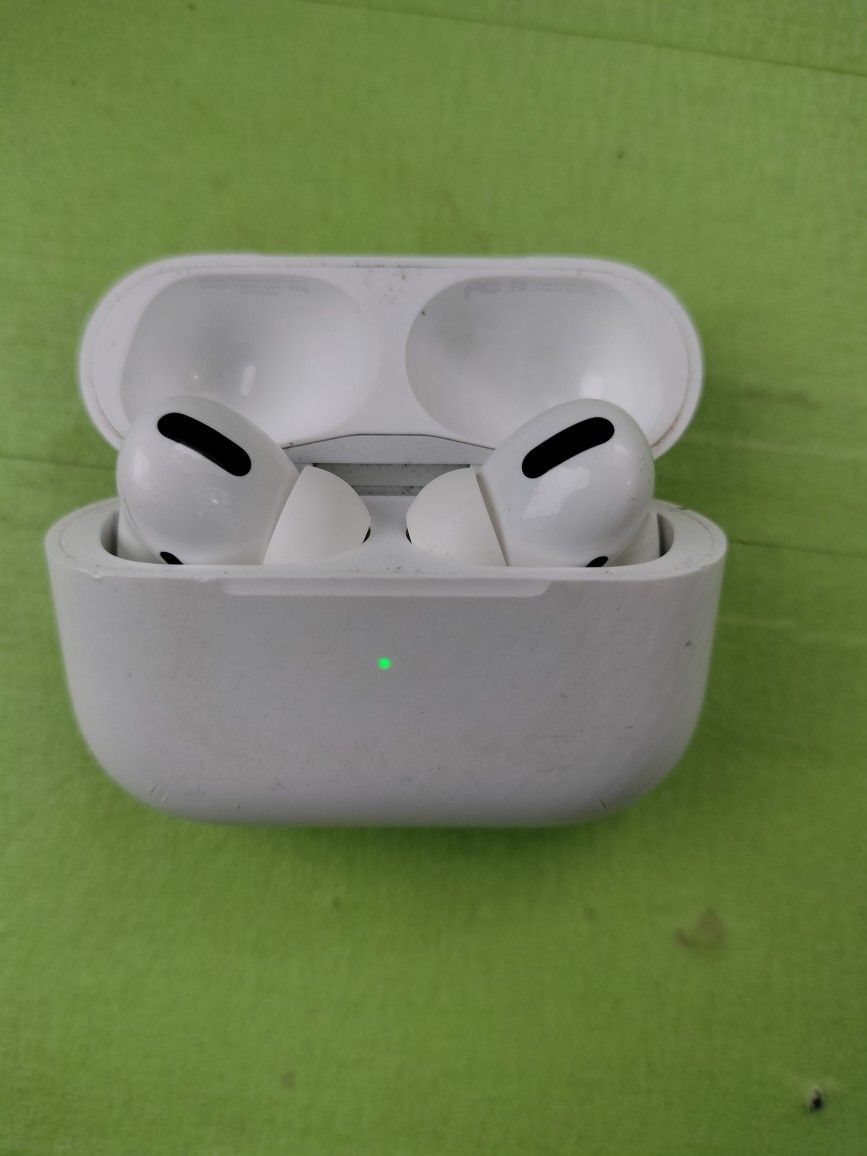 Apple Air Pod Pros 1st Generation