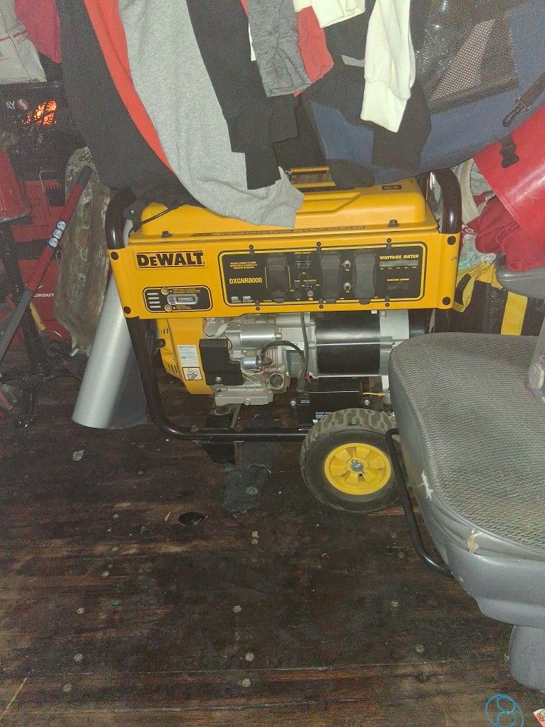 Dewalt 8000 Watt Generator