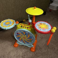 Kids Plastic Drum Set In Perfect Condition