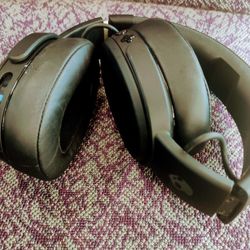 Skullcandy Crusher Wireless Bluetooth Headphones with Multi-Sensory Bass,