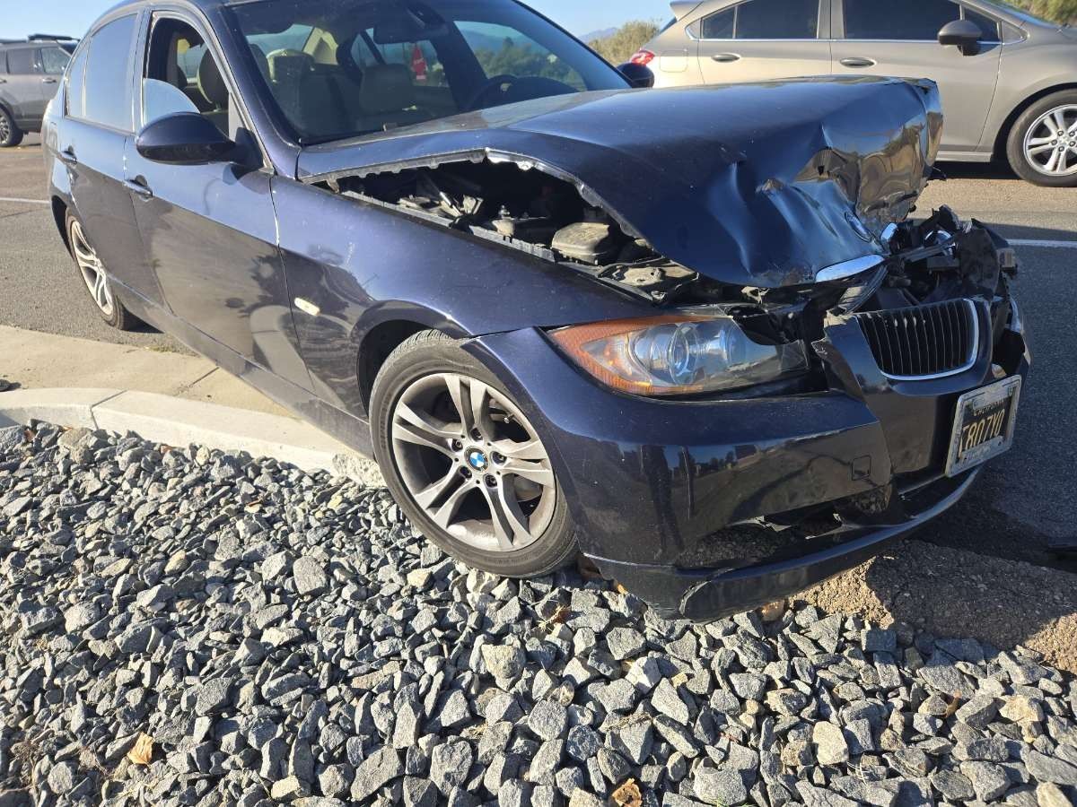 2008 BMW 328i – Runs but Needs Repair / Great for Parts

