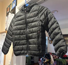 Tommy Hulfiger  Windbreaker Jacket Kids 6-7 $15.00