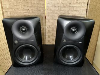 Mackie MR624 – Pair of 6.5” Studio Monitors