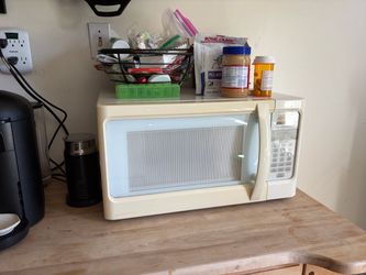 Countertop Microwave Oven