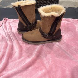 Uggs Size 8