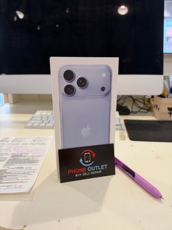 Apple iPhone 18 pmx 256gb – Purple Triple Camera