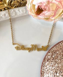 New - Disney Mom Necklace