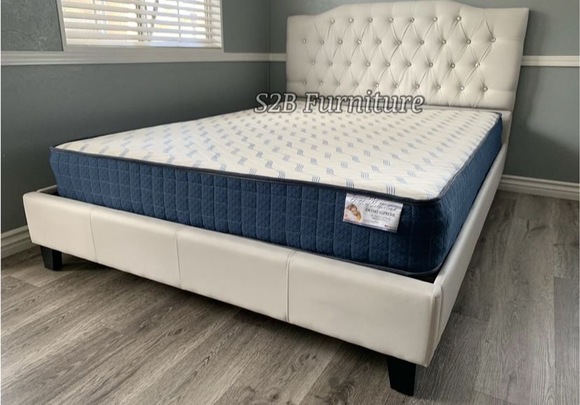 Queen Grey Crystal Button Bed With Ortho Matres ! 