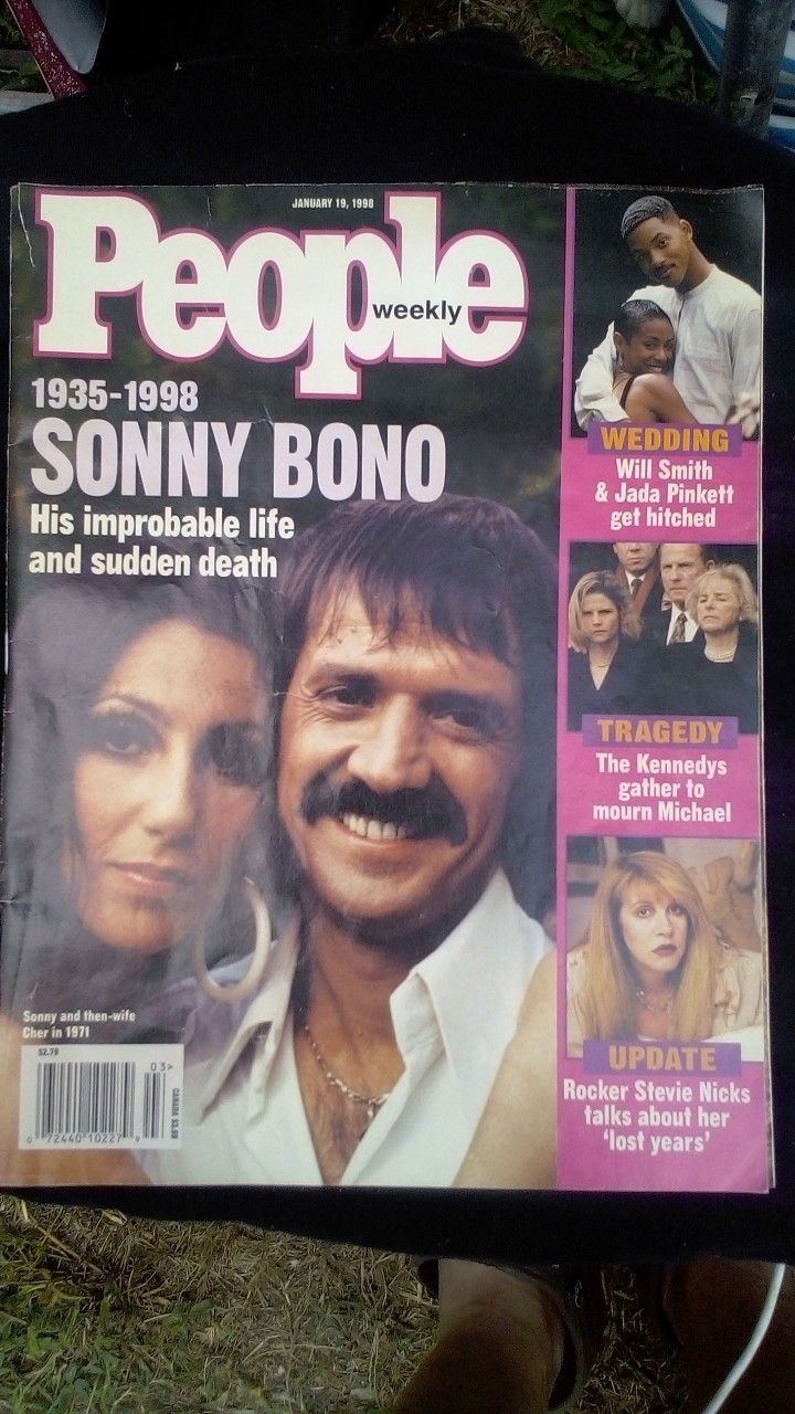 Vintage "People Live Magazines" Lot