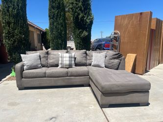2PC Gray Sectional!