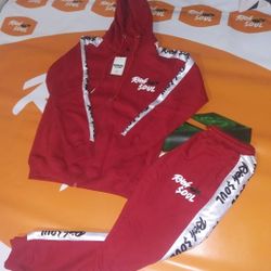 💸📈 NEW MERCH ALERT 2ND AND 3RD RICH$OUL SWEATSUITS AVAILABLE IN NEW COLOR WAYS 👀💥🔥 SIZES S-4X $85 EACH HMU GUYS ALSO AVAILABLE ON THE WEBSITE htt