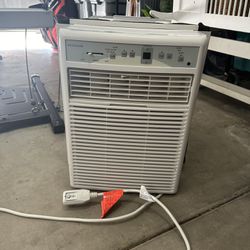 Frigidaire Room Air Conditioning Unit