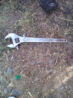 Craftsman 20-in wrench
