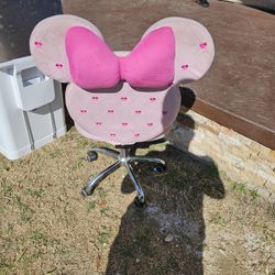 Minnie Mouse Chair