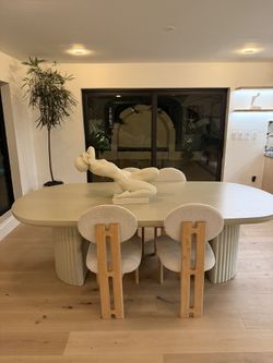Rove Concept Dining Table And Chairs