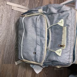 Diaper Bag Turns To Infant Travel Bed