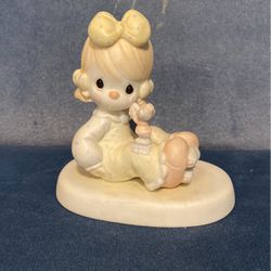 Precious moments Figurine “A friend Is Someone Who Cares”