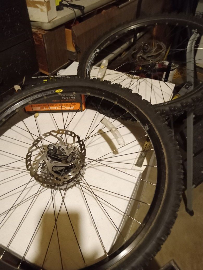 Mountain Bike 26 Inch Wheels, Studded Winter Tires And Tubes