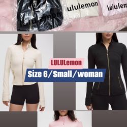 Lulu Lemon Size 6 