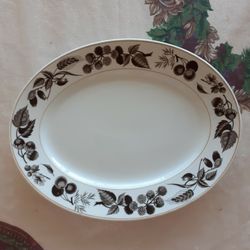 Ridgway Staffordshire England Bountiful Brown 13" x 10 1/4" Oval Platter