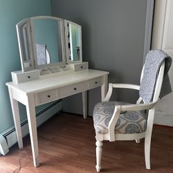 Vanity W/ Chair