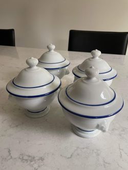 Apilco Lion’s Head Porcelain Soup Bowl And Tureen, Set of 4