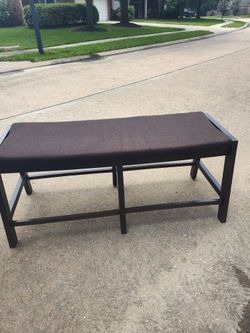 5 ft long wooden entrance bench.    BANCA DE MADERA PARA SU ENTRADA