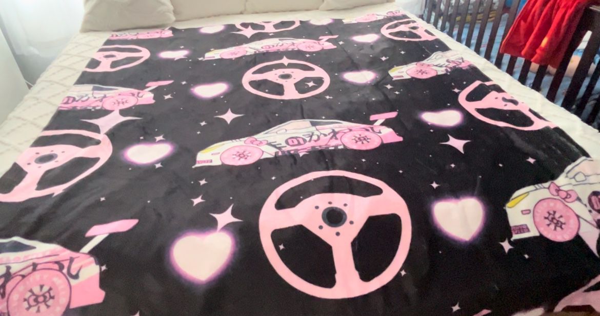 Hello Kitty Race Car Black, Pink Glowing Heart, Pink Steering Wheel, pattern Black Velveteen Plush Blanket