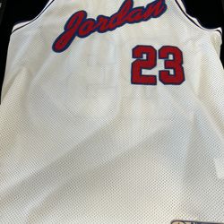 Vintage Air Jordan #23 White Basketball Jersey 