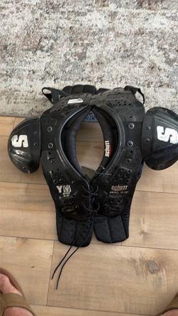 Schutt Shoulder pads