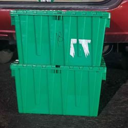 Storage bins with interlocking  lids