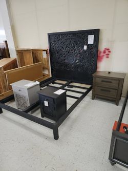 Bali Queen Bed