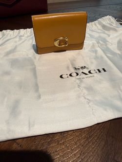 Coach Small Leather Wallet Mustard Yellow