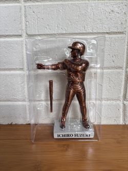 Ichiro Suzuki Replica Statue Seattle Mariners New In Box MLB 4/10/26