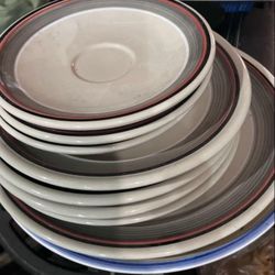 LARGE TOTE OF DISHES / PLATES