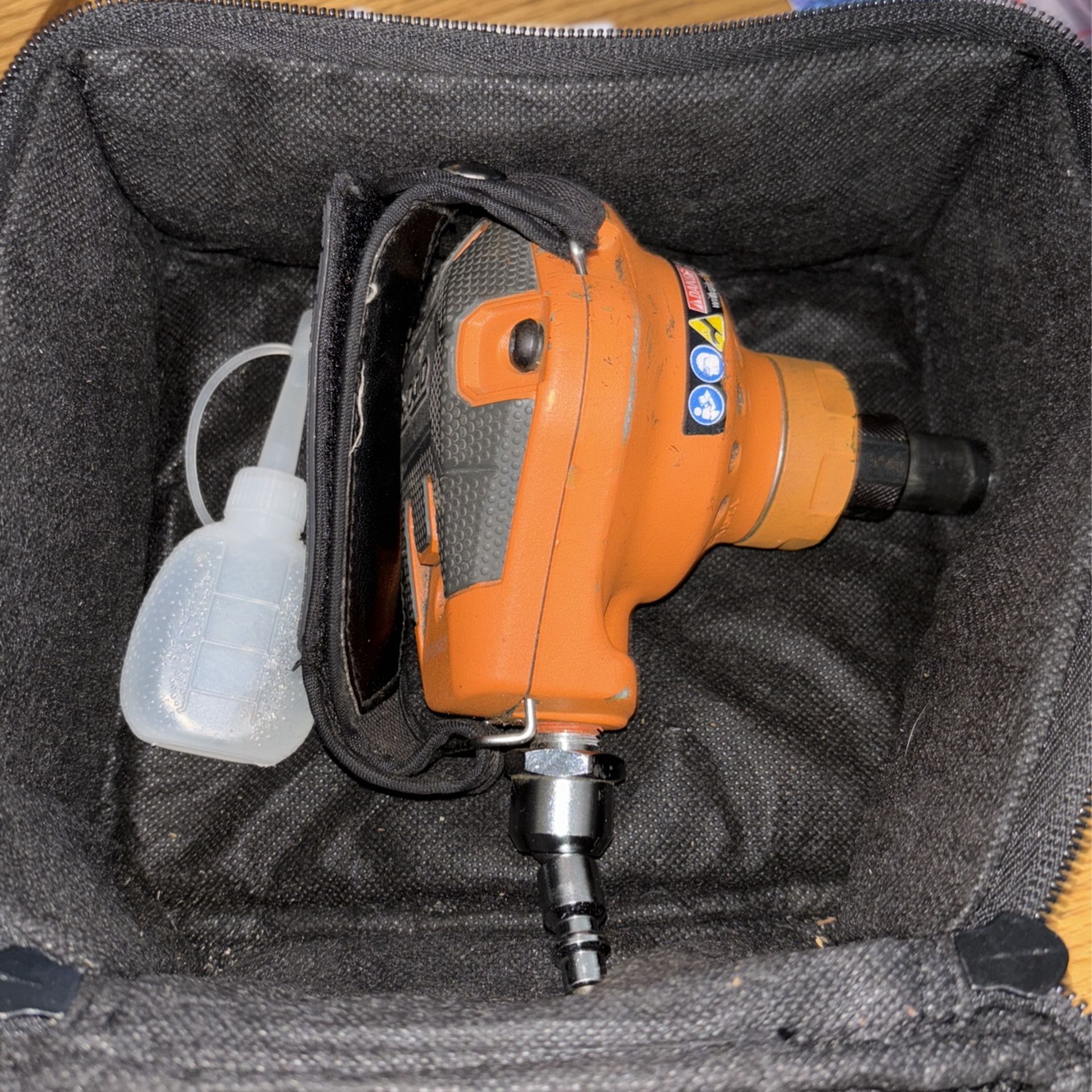 Palm Nailer