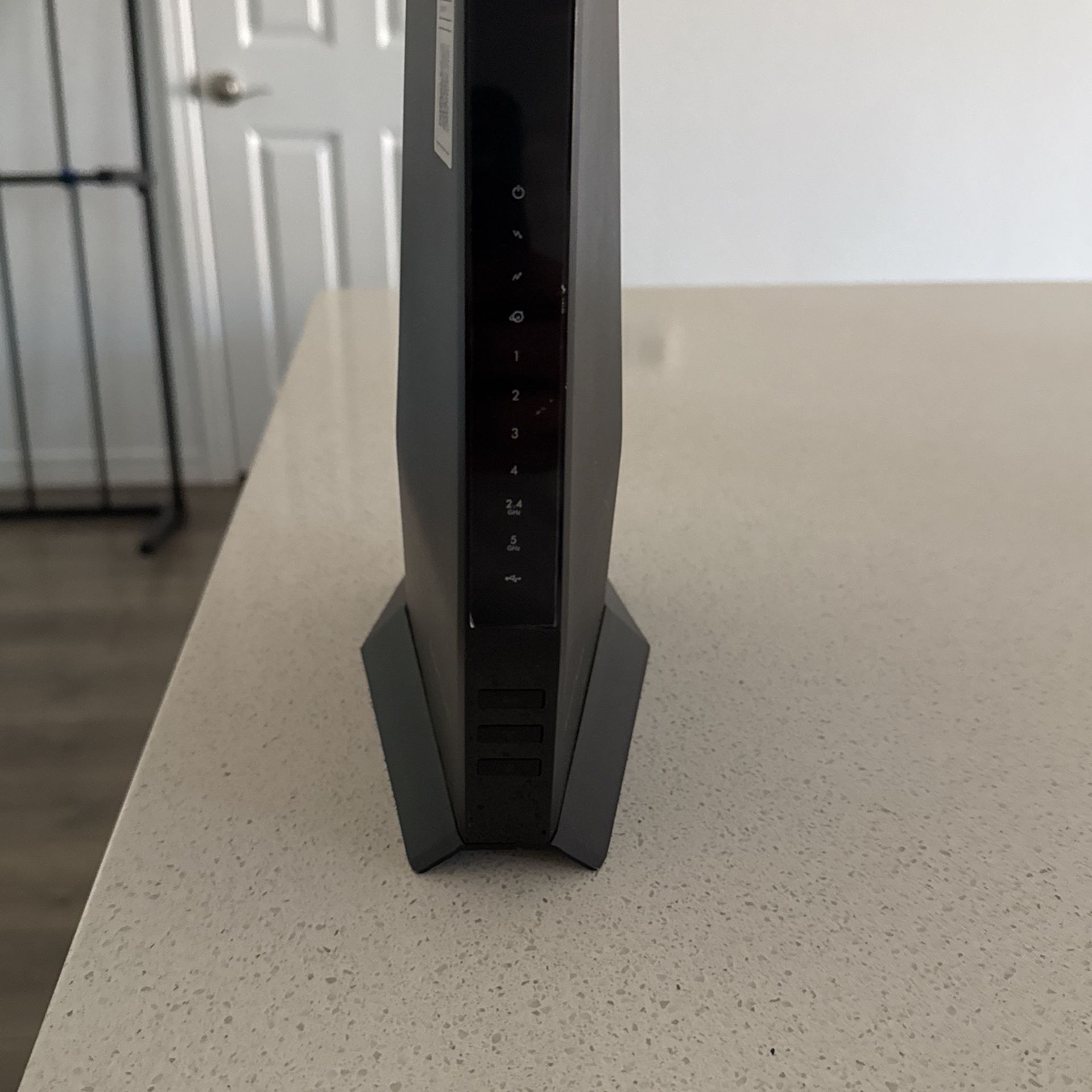 NETGEAR Nighthawk AX6 AX2700 Model-CAX30